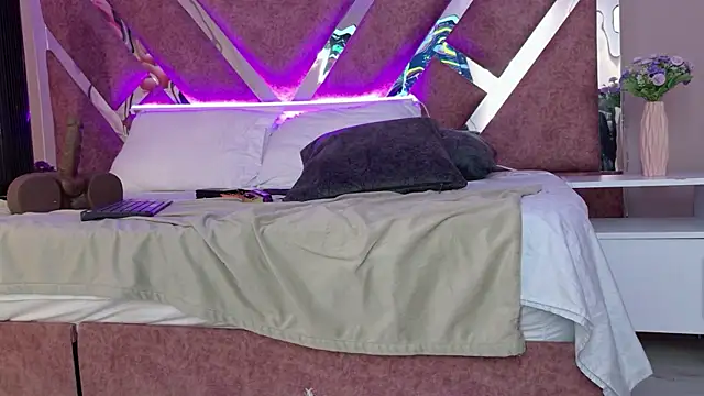 AmmyJones_ XXX чат на живо