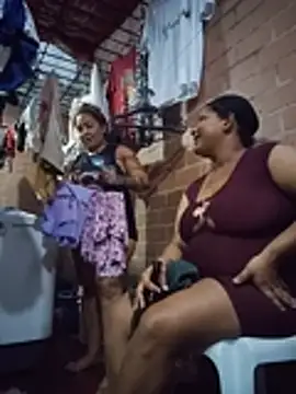 CurvyHeat: απευθείας συνομιλία ΧΧΧ