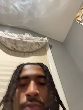 XXX chat uživo modela Mellyj053