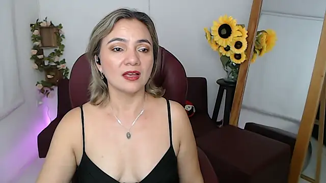 دردشة ana_milf الجنسية المباشرة