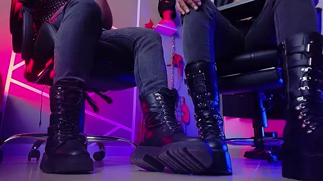 Онлайн чат XXX AngeloandEdward