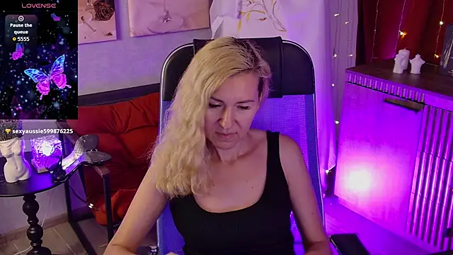 دردشة DonnaSmitth الجنسية المباشرة