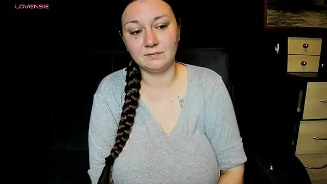 Онлайн чат XXX AlisaBacker