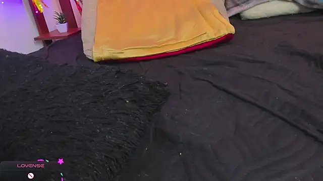 Czat XXX na żywo – Charlotte_Landry__