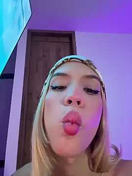 Courtney_gonet Chat XXX live