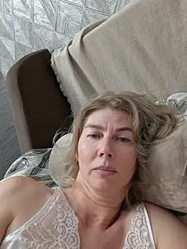 stellahere8 Chat XXX in diretta