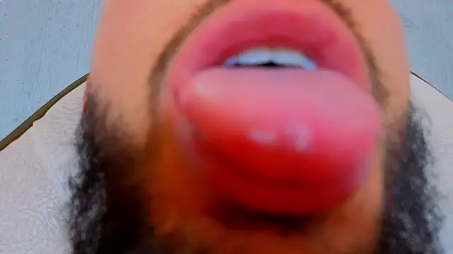 Scottfishcer1 লাইভ XXX চ্যাট