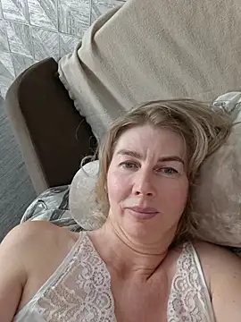stellahere8 – Live XXX-chat