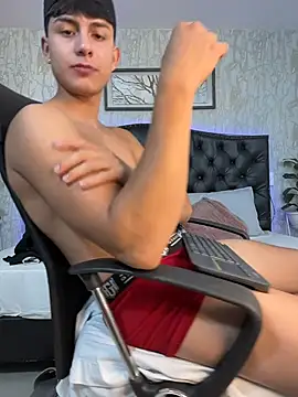 Lander_Cruz লাইভ XXX চ্যাট
