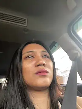 Rayya_4yyのライブXXXチャット