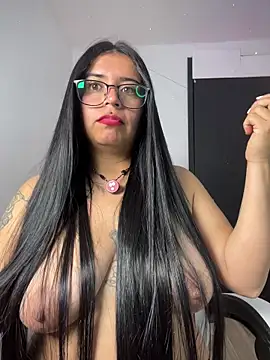 Chatroom XXX en direct de Devilsweet17