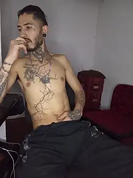 Tattoboy19cm 现场XXX聊天