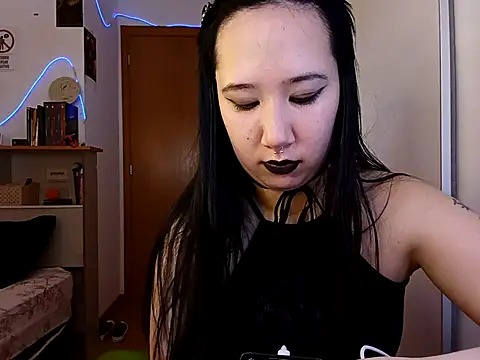 Japabaixinha 现场XXX聊天