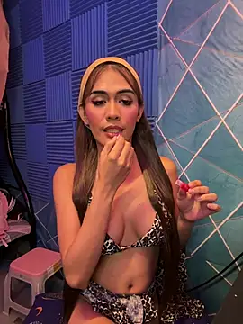 Chat XXX en directo de Bomb_Maddy