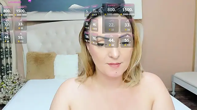 AnneRainn Chat XXX in diretta