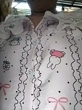 Ginny_2x Show Webcam