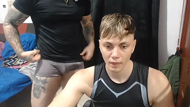 XXX chat uživo modela kike_energy