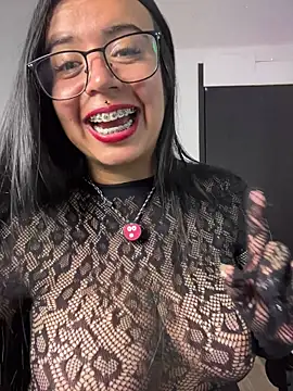 Devilsweet17のライブXXXチャット