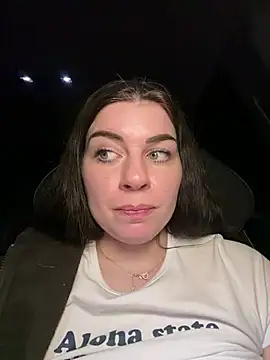 Chat +18 de EllyNora ao vivo