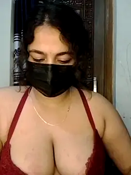 XXX chat uživo modela nosrat014