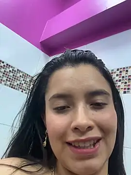 Chat +18 de Miss_Bella_Flame ao vivo