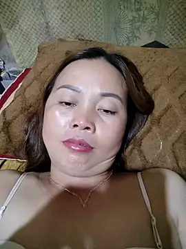 Chat +18 de Yee_Yee1 ao vivo
