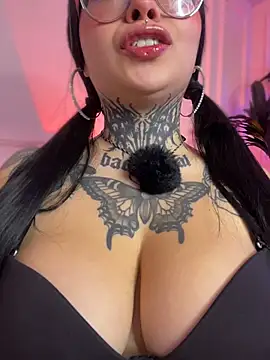 Verona_Vlad_ Live XXX-chat