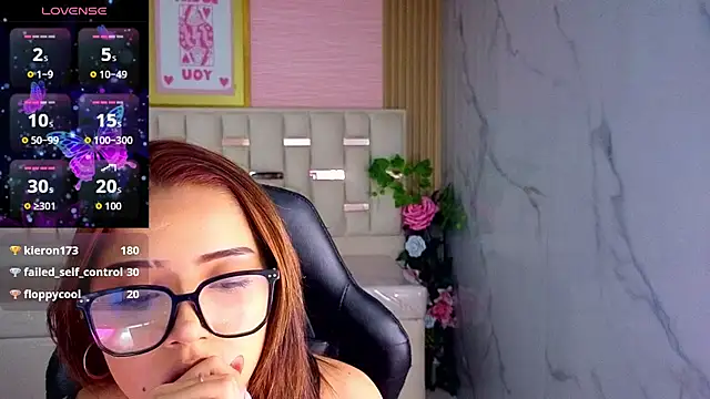 Chat +18 de veronicaa_s ao vivo