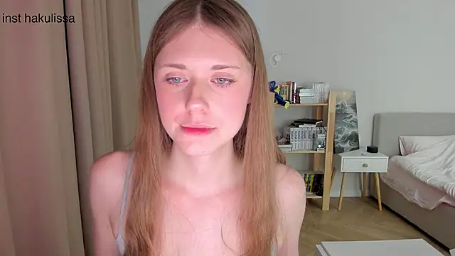 hakulissa Adlı Modelin Canlı XXX Sohbeti