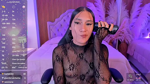 Онлайн чат XXX CamilaHarperr_