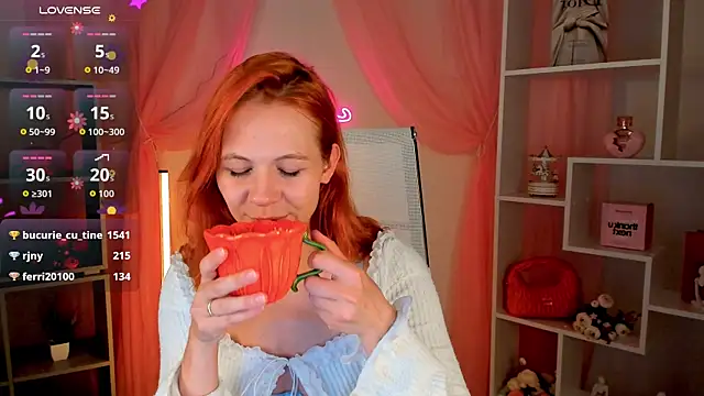 LisaAris live XXX chat