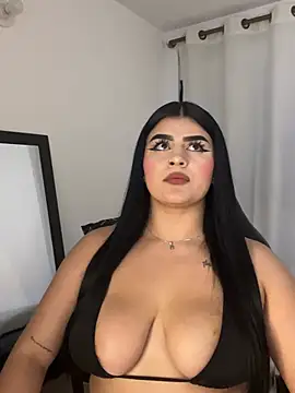 צ'אט XXX בשידור חי של Kariina__69