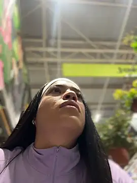 JuanitaMore01 – Live XXX-chat
