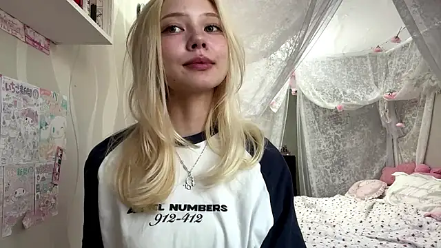 LinaFlowwn Live XXX chat