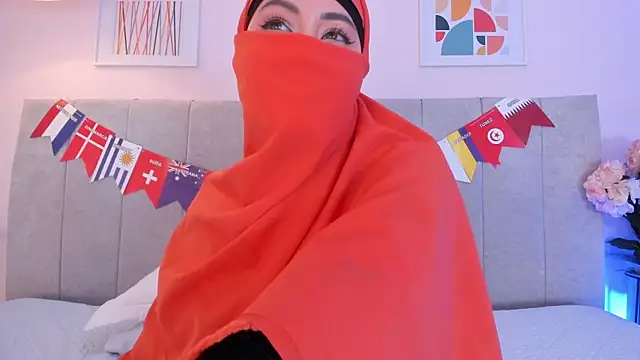 Онлайн чат XXX fatiima_