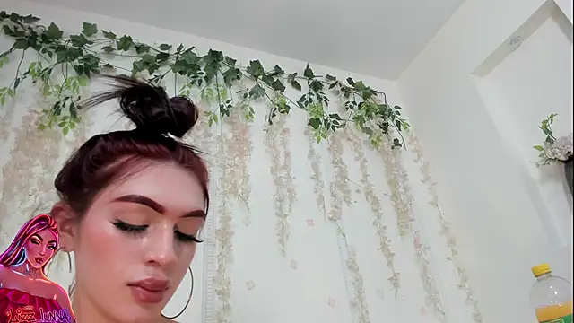 lizz_lunna Chat XXX live