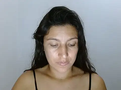 SarahFriendly Adlı Modelin Canlı XXX Sohbeti