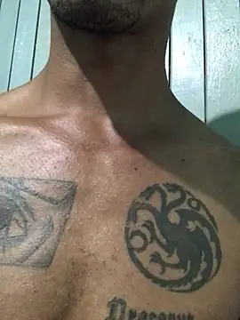 Chat +18 de lcsexy45 ao vivo