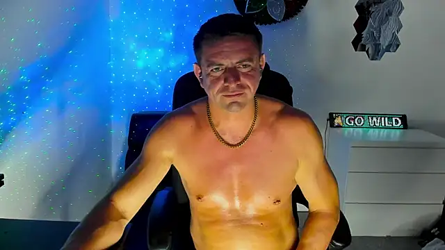BadBoyVibes84 live XXX chat