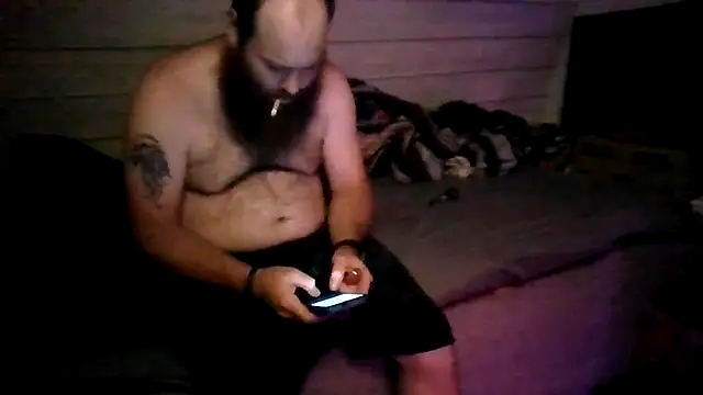 ThisGuy42o's Live XXX Chat