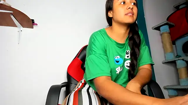 دردشة Alexxa_Rodriguez الجنسية المباشرة