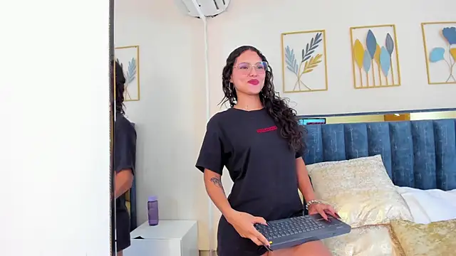 Daliluu Chat XXX in diretta