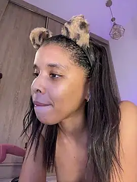 hade_rosse's Live XXX Chat