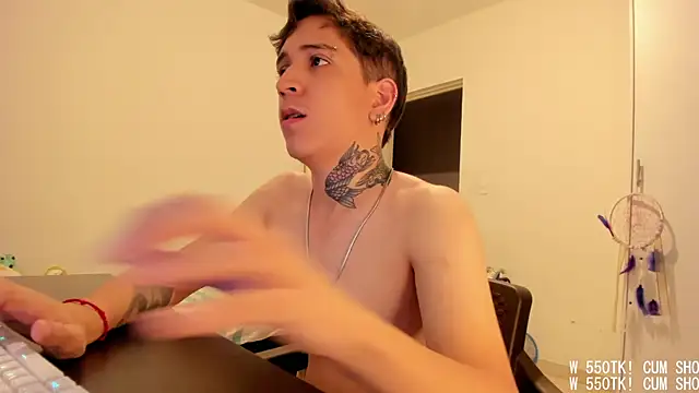 Michael_v77n Live XXX chat