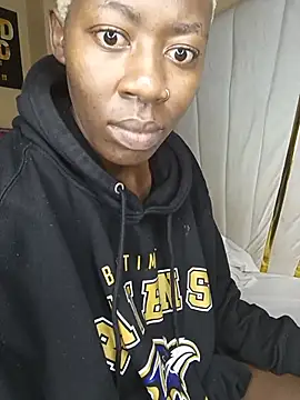 Živý XXX chat SquirtQueen16
