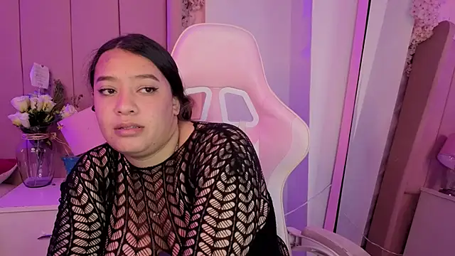 צ'אט XXX בשידור חי של MollyBigBoobs12