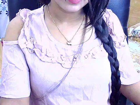 Chatroom XXX en direct de Noor_Zarin27