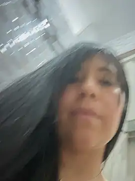 Chat +18 de kim_monti ao vivo