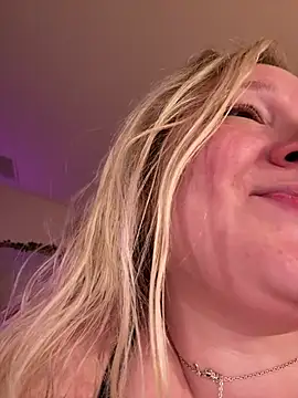 PiggyRose Live XXX-Chat