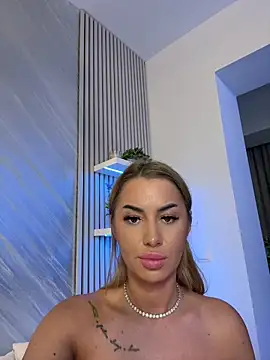 KirstieVegas' Live XXX Chat